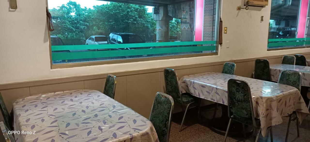 Min Chiao Hotel T'ai-tung Kültér fotó