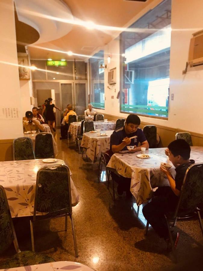 Min Chiao Hotel T'ai-tung Kültér fotó