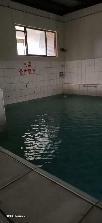 Min Chiao Hotel T'ai-tung Kültér fotó
