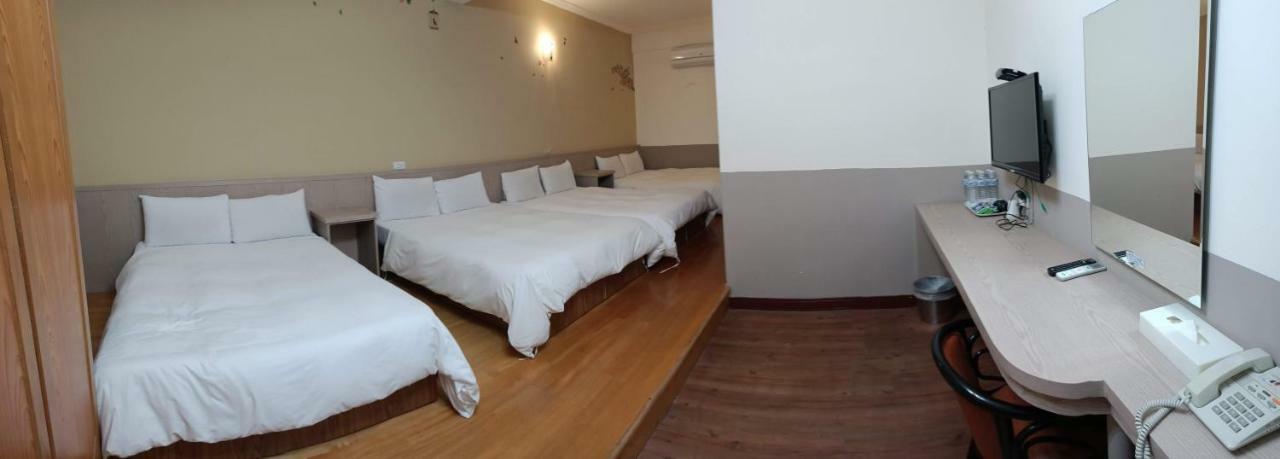 Min Chiao Hotel T'ai-tung Kültér fotó